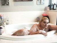 Onlyfans Leaked Photos - Xsarah-Smilesxxx - Photos