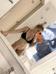 Onlyfans Leaked Photos - Zoieburgher - Photos
