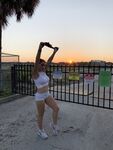 Onlyfans Leaked Photos - Zoieburgher - Photos