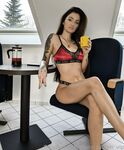 Onlyfans Leaked Photos - Lara_Lauren_Vip - Photos