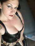 Onlyfans Leaked Photos - Mrs-Darkcuckold - Photos