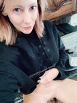 Onlyfans Leaked Photos - Prettynaughtywife - Photos