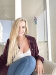 Onlyfans Leaked Photos - Ellehotmilf - Photos