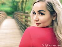 Onlyfans Leaked Photos - Evamarieee - Photos