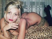 Amateur - Devki Uno 4210 Zhena Kupila Novyy Naryad - Devki 4210 Novyy Naryad Kupila Uno Zhena Erotic