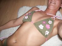 Amateur - Devki Uno 4520 Laskaet Svoe Vlagalische - Vlagalische Laskaet 4520 Devki Svoe Uno Erotic