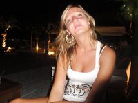 Amateur - Devki Uno 5100 Svozil Zhenu Na Otdyh I Tam Erotichno Pofotkal - Na Devki Otdyh Svozil I Pofotkal Uno Zhenu Tam Erotichno 5100 Erotic