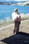 Amateur - Devki Uno 5844 Golaya Zhenschina Poziruet Na Plyazhe - Na Golaya Devki 5844 Uno Zhenschina Plyazhe Poziruet Erotic
