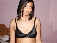 Amateur - Devki Uno 7353 Chastnye Foto Mulatki - Mulatki Foto Chastnye Devki Uno 7353 Erotic