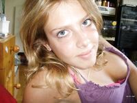 Amateur - Devki Uno 7469 Blondinka Laskaet Chlen Svoego Parnya - 7469 Laskaet Devki Parnya Chlen Uno Blondinka Svoego Erotic
