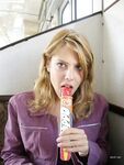 Amateur - Devki Uno 7469 Blondinka Laskaet Chlen Svoego Parnya - 7469 Laskaet Devki Parnya Chlen Uno Blondinka Svoego Erotic