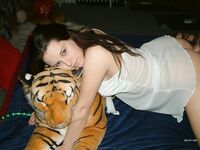 Amateur - Devki Uno 7606 Sdelala Vecherniy Minet - Devki Sdelala Uno Minet Vecherniy 7606 Erotic