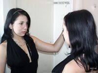Amateur - Devki Uno 9892 Lyubit Zaglyadyvat V Pisku Svey Devki - V Devki Pisku Lyubit 9892 Uno Svey Zaglyadyvat Erotic