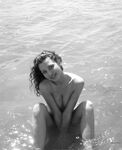 Amateur - Devki Uno 11898 Devushka Kupaetsya V More Topless - Devushka More V Devki Kupaetsya 11898 Uno Topless Erotic