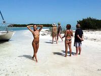 Amateur - Devki Uno 12180 Chastnaya Foto Erotika Devushki S Otdyha - Foto Devushki Devki Otdyha S Uno Erotika 12180 Chastnaya Erotic
