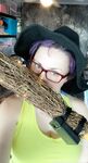 Onlyfans Leaked Photos - Oleapinglizard - Photos