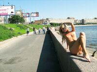Amateur - Devki Uno 14061 Golenkie Podrugi Krasivo Poziruyut - Devki Krasivo Poziruyut Uno Podrugi 14061 Golenkie Erotic