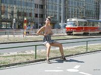 Amateur - Devki Uno 14552 Golaya Devka Gulyaet Po Gorodu - 14552 Golaya Devki Devka Gulyaet Po Uno Gorodu Erotic
