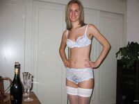 Amateur - Devki Uno 20411 Simpatichnaya Blondinka Soset Chlen - 20411 Devki Soset Simpatichnaya Chlen Uno Blondinka Erotic