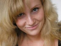Amateur - Devki Uno 23122 Seksapilnaya Blondinka - Seksapilnaya Devki Uno Blondinka 23122 Erotic