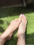 Onlyfans Leaked Photos - Chenalfeet - Photos
