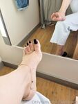 Onlyfans Leaked Photos - Feetbraga - Photos