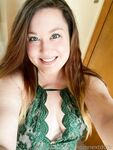 Onlyfans Leaked Photos - Momnextd00R - Photos
