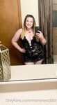 Onlyfans Leaked Photos - Momnextd00R - Photos
