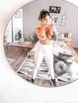 Onlyfans Leaked Photos - Ashlyeroberts01 - Photos