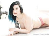 Onlyfans Leaked Photos - Lishablackhurst - Photos