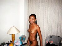 Amateur - Devki Uno 28583 Neskolko Golyh Negretyanok - Devki Uno Golyh Negretyanok Neskolko 28583 Erotic