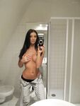 Amateur - Devki Uno 32240 Krasivaja Devchonka Snimaet S Sebja Trusiki - 32240 Devki Snimaet Krasivaja Devchonka S Uno Trusiki Sebja Erotic