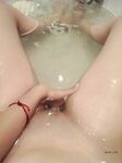 Amateur - Devki Uno 32846 Laskaet Svoju Kisku Palchikom V Vannoj - V Laskaet Svoju Devki Palchikom Uno 32846 Vannoj Kisku Erotic