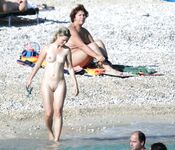 Amateur - Devki Uno 33332 Foto Golyh Devok Na Pljazhe - Foto Na Pljazhe Devki Devok 33332 Uno Golyh Erotic