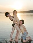 Amateur - Devki Uno 34898 Devushki Topless Veseljatsja Na Pljazhe - Devushki Na Pljazhe Devki Uno Veseljatsja 34898 Topless Erotic