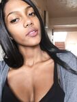 Amateur - Devki Uno 35319 Selfi Snogshibatelnoj Shokoladki - Selfi Devki 35319 Uno Snogshibatelnoj Shokoladki Erotic