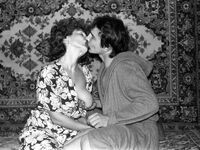 Amateur - Devki Uno 35346 Zrelaja Krasotka S Bolshoj Grudju Retro Porno 90 H - H Devki Zrelaja S Retro Uno 35346 Grudju Porno 90 Krasotka Bolshoj Erotic