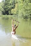 Amateur - Devki Uno 35558 Veselaja Devka Prygaet Topless S Tarzanki - Devki Prygaet Devka S Topless Uno Tarzanki 35558 Veselaja Erotic