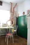 Amateur - Devki Uno 35998 Golaja Zhenschina V Perevernutom Dome - Golaja V Devki 35998 Perevernutom Uno Zhenschina Dome Erotic