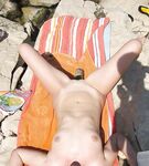 Amateur - Devki Uno 36143 Nudistka Na Pljazhe Masturbiruet Butylkoj - Na Pljazhe Devki Nudistka 36143 Butylkoj Uno Masturbiruet Erotic