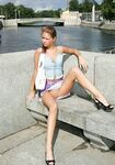 Amateur - Devki Uno 36147 Devka Poziruet V Gorode Bez Trusov - V Devki Devka Gorode Uno 36147 Trusov Poziruet Bez Erotic