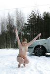 Amateur - Devki Uno 36167 Vyshla Iz Mashiny I Nyrnula V Sneg - Mashiny V Devki Vyshla I 36167 Uno Iz Nyrnula Sneg Erotic