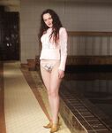 Amateur - Devki Uno 36383 Damochka S Volosatoj Kiskoj Poziruet - Devki 36383 Damochka Kiskoj S Volosatoj Uno Poziruet Erotic