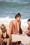 Amateur - Devki Uno 36482 Nudisty Na Francuzskom Pljazhe Kap Dag - Na Francuzskom Devki Pljazhe Kap Nudisty 36482 Uno Dag Erotic