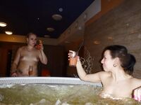 Amateur - Devki Uno 36642 Golye Devchonki V Dzhakuzi - V 36642 Devki Uno Dzhakuzi Devchonki Golye Erotic