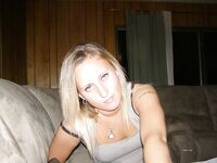 Amateur - Devki Uno 36712 Blondinka V Gostjah U Svoego Prijatelja - U V Devki Prijatelja 36712 Uno Blondinka Svoego Gostjah Erotic