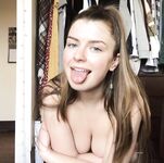 Amateur - Devki Uno 36756 Razdevaetsja Vozle Garderobnogo Shkafa - Devki Garderobnogo Shkafa Razdevaetsja Uno 36756 Vozle Erotic