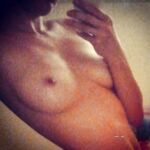 Amateur - Devki Uno 36767 Volshebnica Delaet Foto Na Smartfon - Foto Na Devki Smartfon 36767 Uno Volshebnica Delaet Erotic