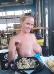 Amateur - Devki Uno 36824 Devki Pokazyvajut Siski V Kafe Za Lanchem - V Devki 36824 Kafe Lanchem Uno Pokazyvajut Za Siski Erotic