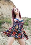 Amateur - Devki Uno 36943 Devka V Sarafane Na Goloe Telo - Goloe V Na Devki Devka 36943 Uno Telo Sarafane Erotic